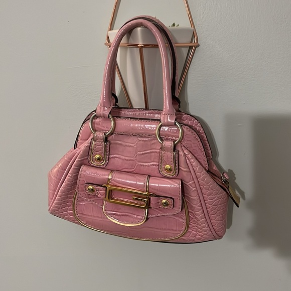 Pink Y2K Guess Purse - Picture 10 of 10